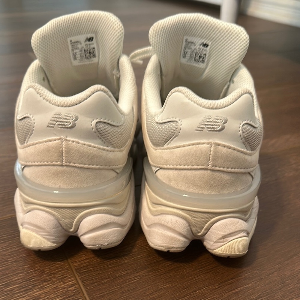 New Balance Women's White Chunky Athletic Sneakers - Picture 4 of 6